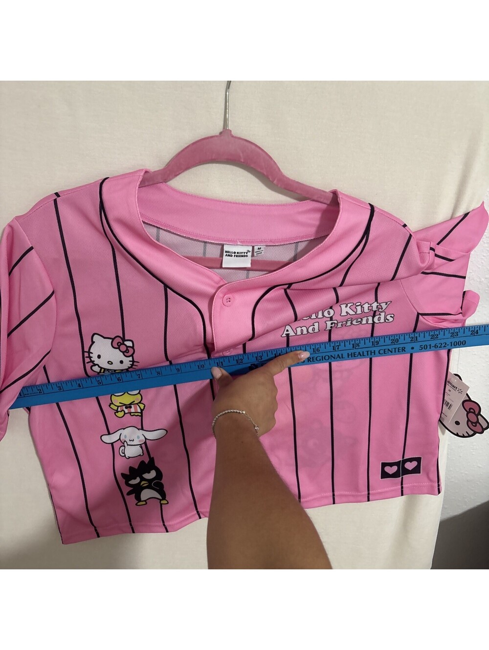 NWT! Hello Kitty & Friends Women's Size M Jr. Pink Graphic Baseball Jersey Top - Picture 4 of 8